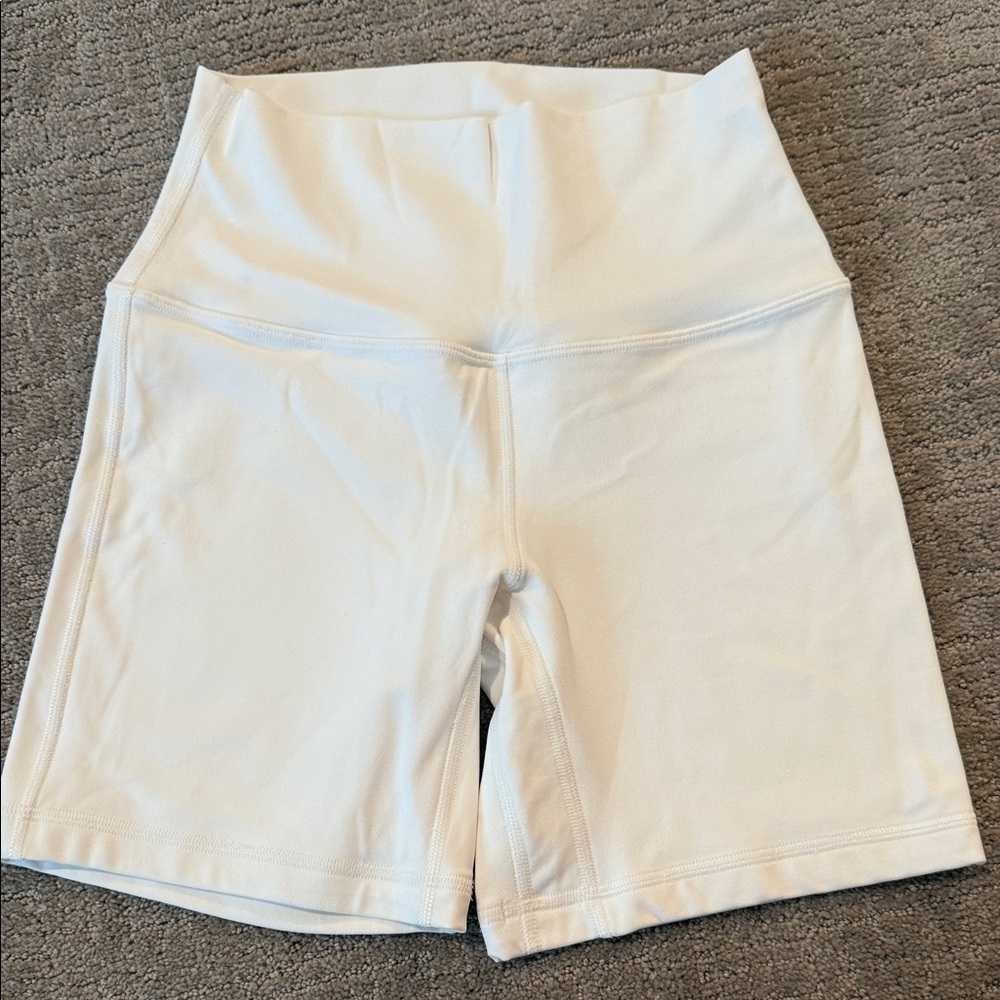 Lululemon align shorts 6”